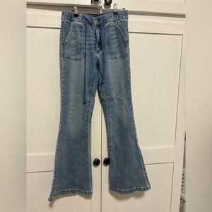 Stylish Blue Flare Jeans